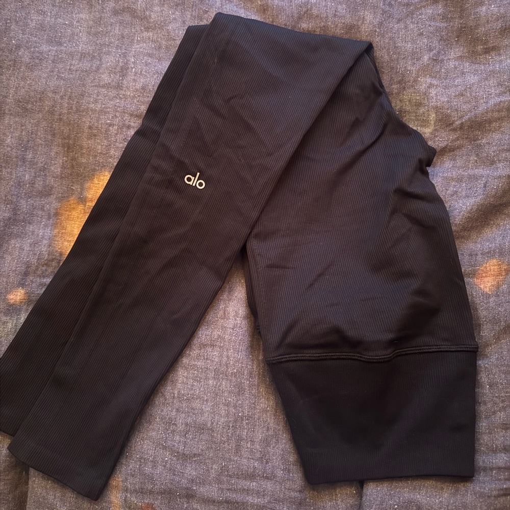 Alo Ribbed Leggings